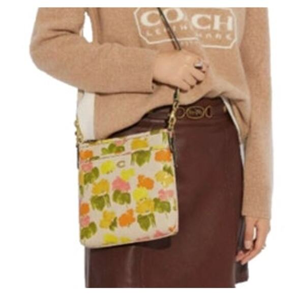 Coach Kitt Crossbody Floral Print Multi Pebble Leather CC556 - Picture 3 of 3